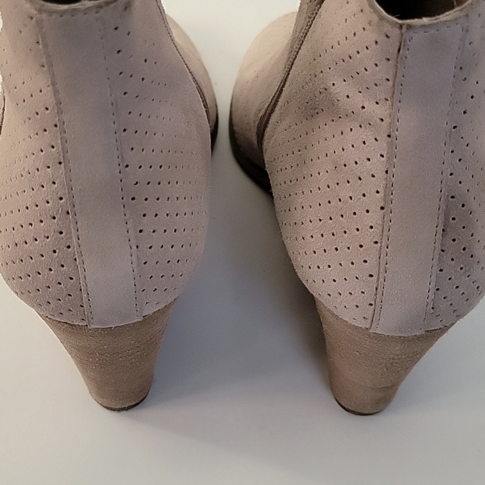 Susina Wedge Booties - Picture 2 of 4